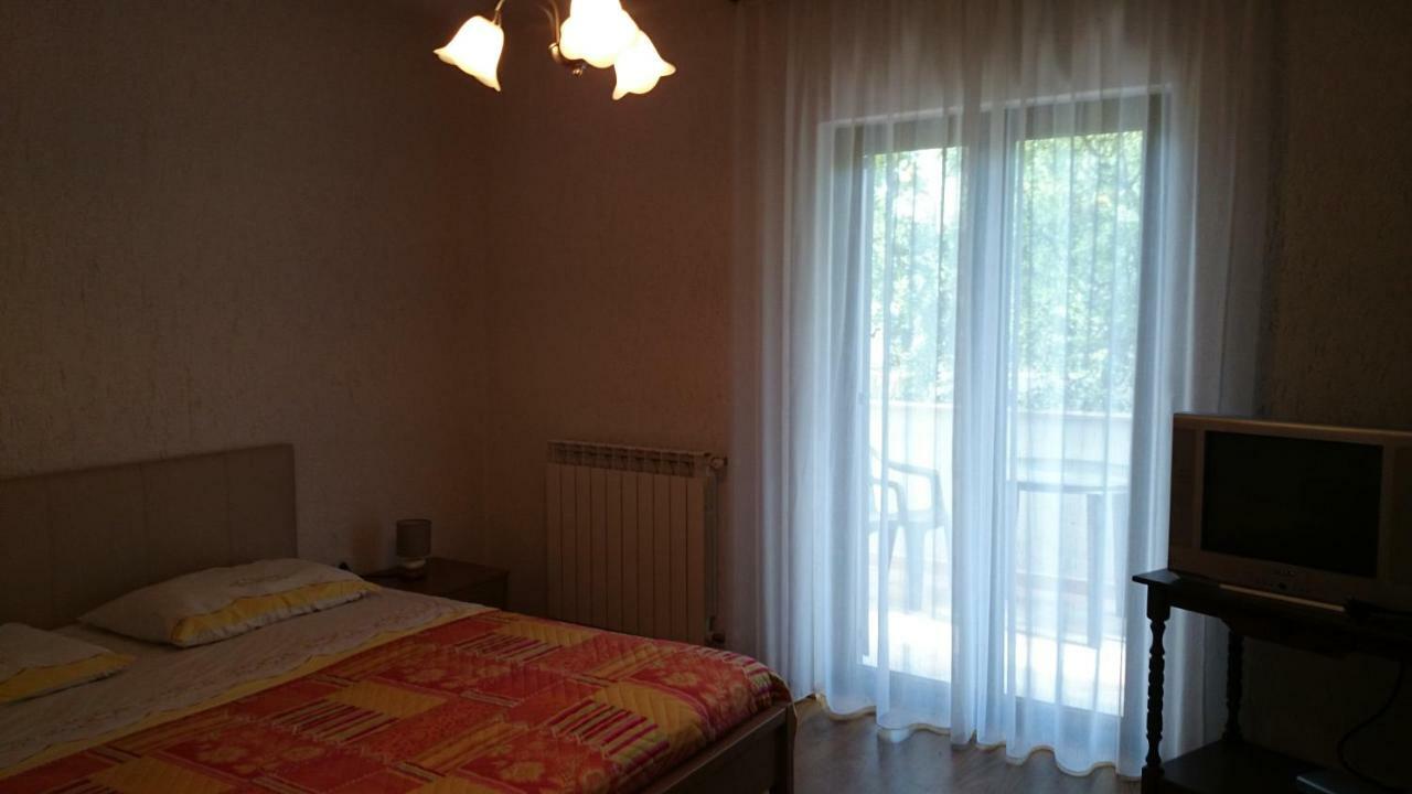 Apartman Dino Tar-Vabriga Exterior photo